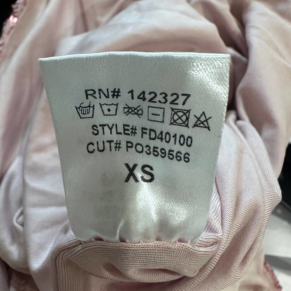 Fashion Nova Kiss Me Under The Moon Maxi Dress Pink Sequined XS Flawed. NWT. - Picture 14 of 14